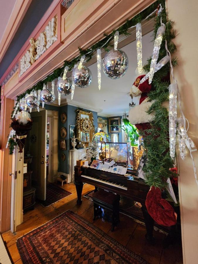 House Of 1833 Bed And Breakfast Mystic Exterior photo